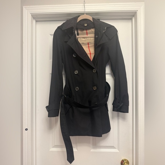 Authentic Burberry Brit Trench Coat Size 4 in Black with Belt & Hood With Rim - Picture 1 of 15